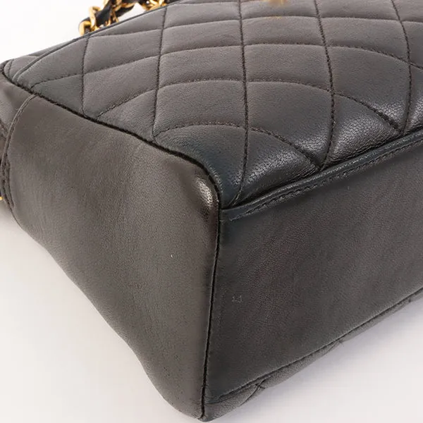 Chanel Around 1995 Made Trun-Lock Logo Charm Chain Bag Black