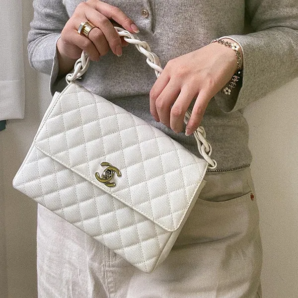 Chanel Around 1996 Made Pvc Turn-Lock Plastic Chain Handbag White