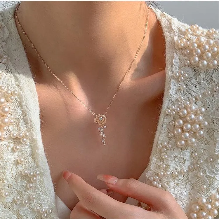 Elegant Crystal Rose Necklace