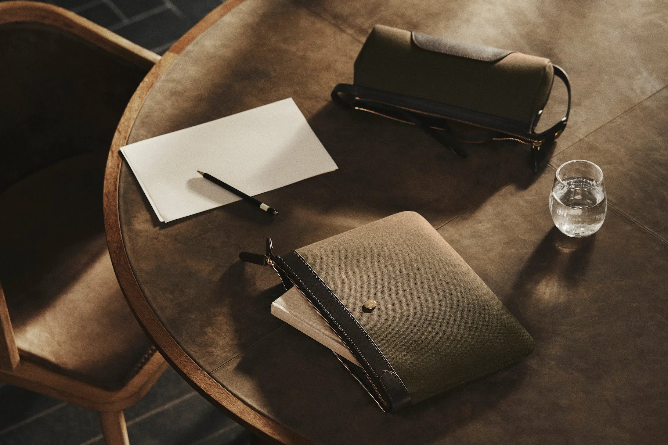 M/S Prime - Navy/Dark Brown